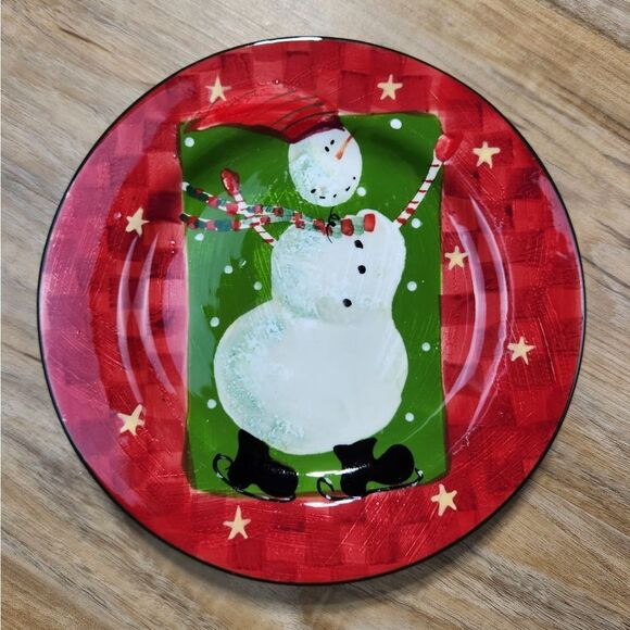 💜Home Red Christmas Themed Salad/Dessert Plates Set of 4 - Picture 5 of 9